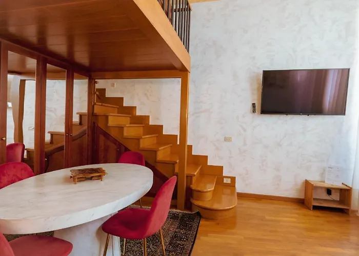 Navona Family House *